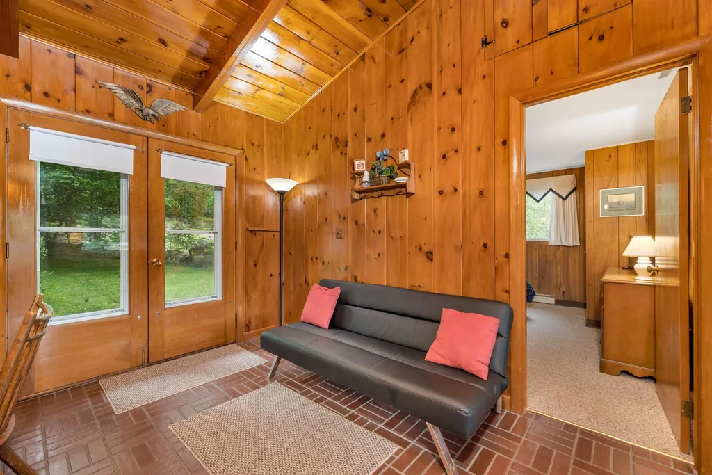 34 Basin Road Tuftonboro NH 03816