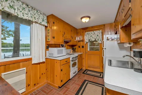 34 Basin Road Tuftonboro NH 03816