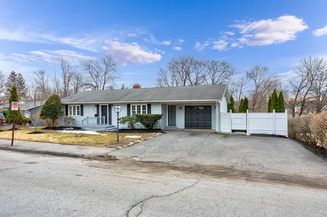 613 Merrimack Street Manchester NH 03103