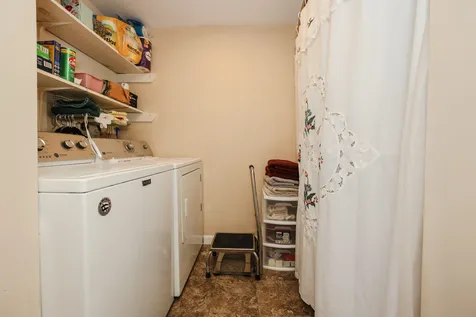 3 Cross Street Nashua NH 03064