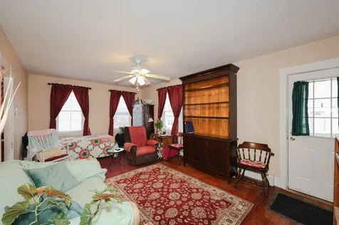 3 Cross Street Nashua NH 03064