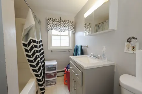 3 Cross Street Nashua NH 03064