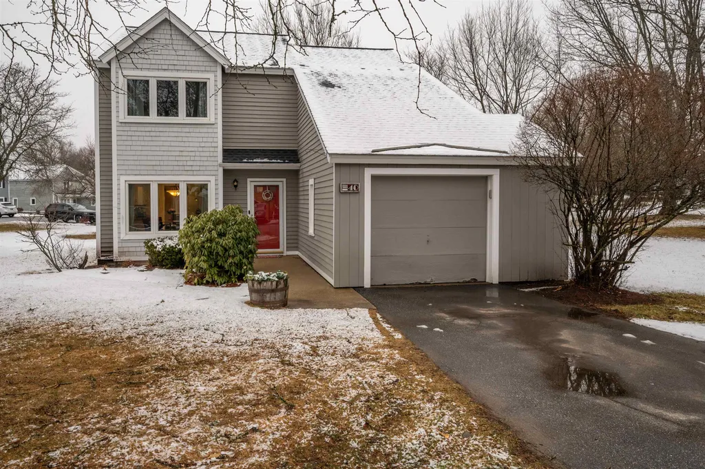 40 Jessica Drive Nashua NH 03060