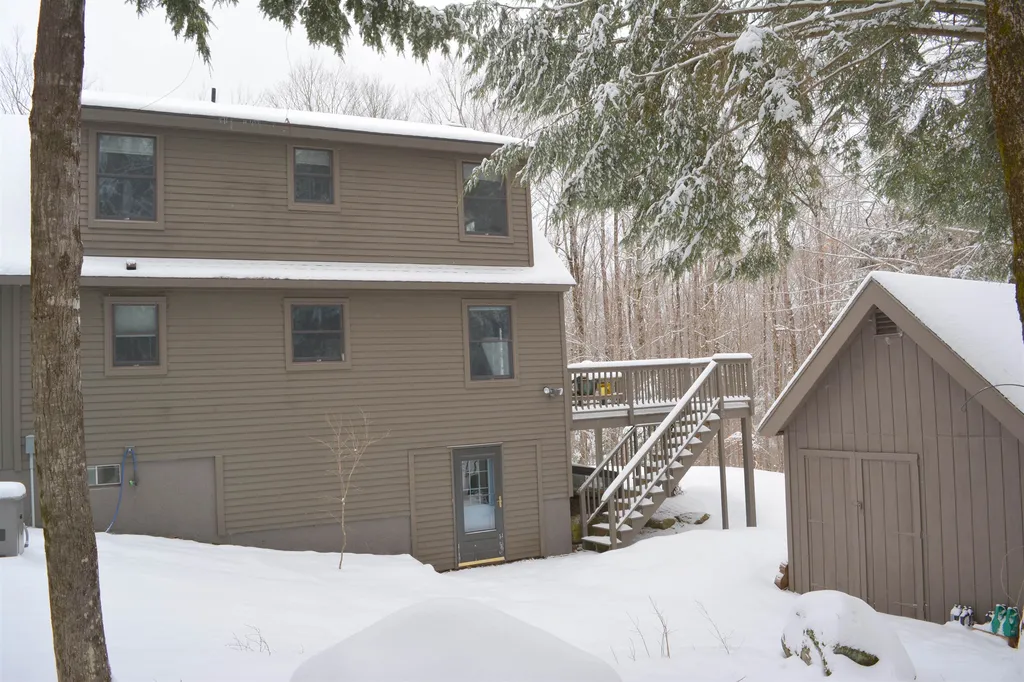 6 Hickory Overlook Enfield NH 03748