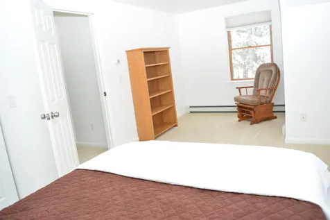 6 Hickory Overlook Enfield NH 03748