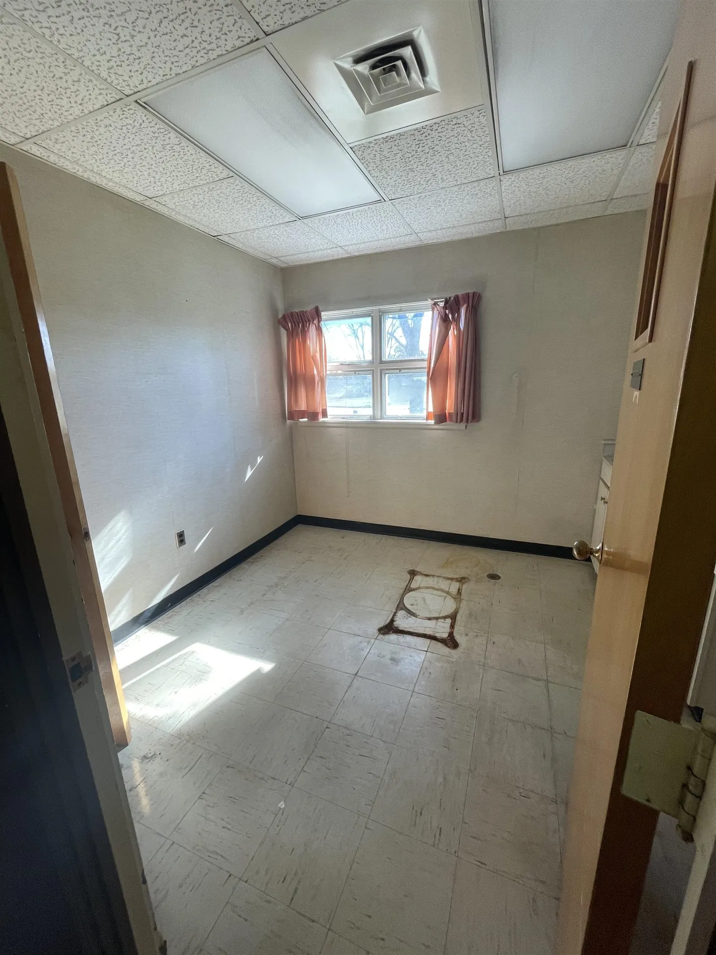 28 Vermont Avenue Colchester VT 05446
