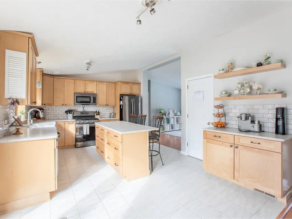 33 Roberts Park West Road Huntington VT 05462