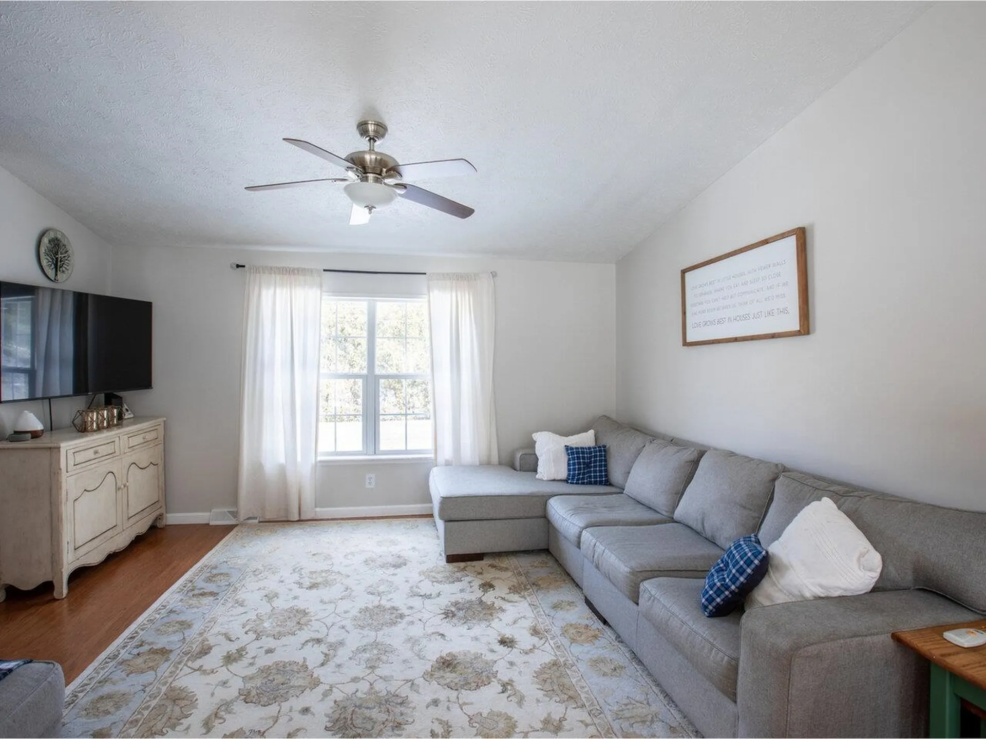 33 Roberts Park West Road Huntington VT 05462