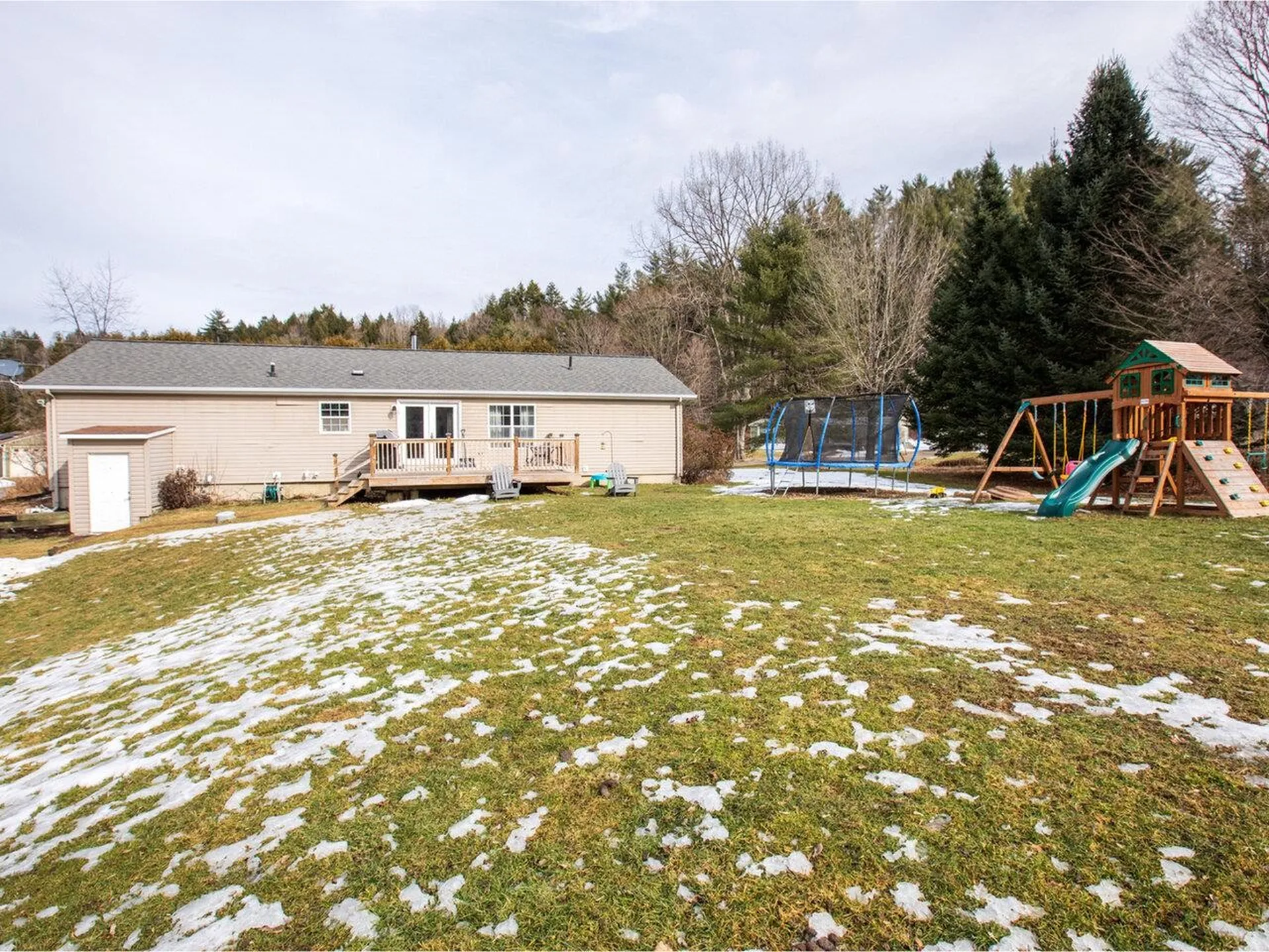 33 Roberts Park West Road Huntington VT 05462