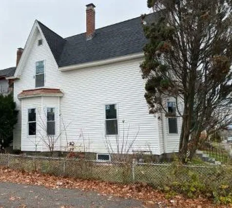 656 Chestnut Street Manchester NH 03104