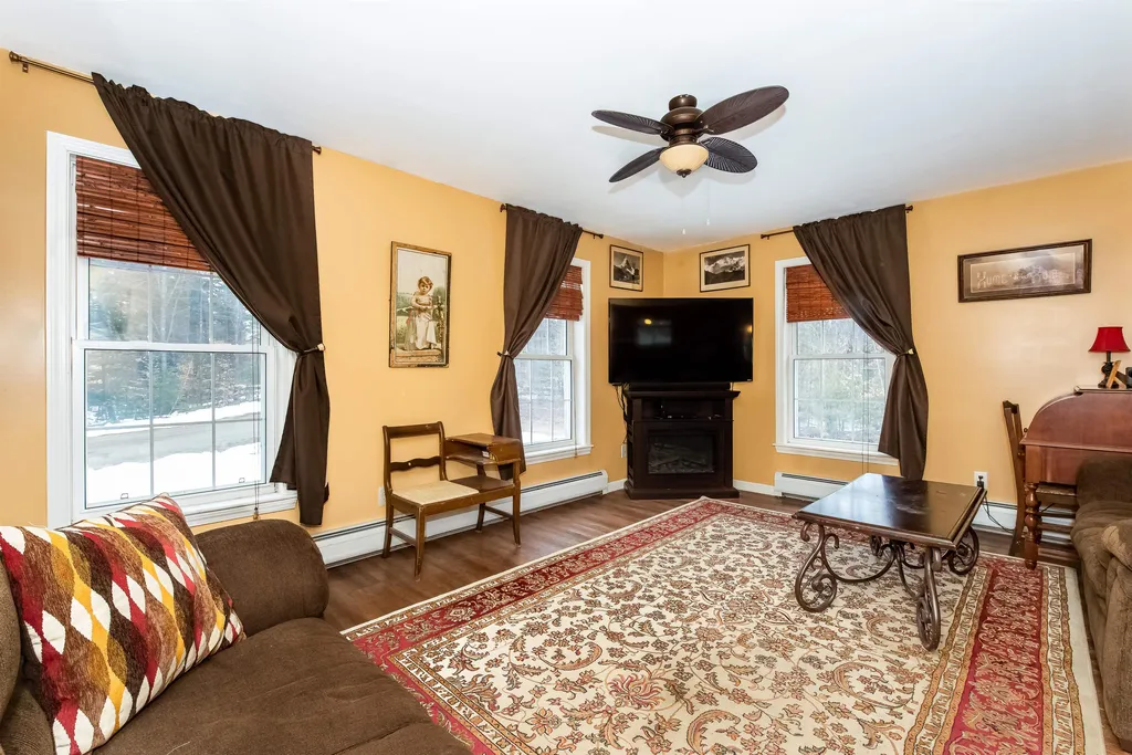 22 Shepherd Road Farmington NH 03835