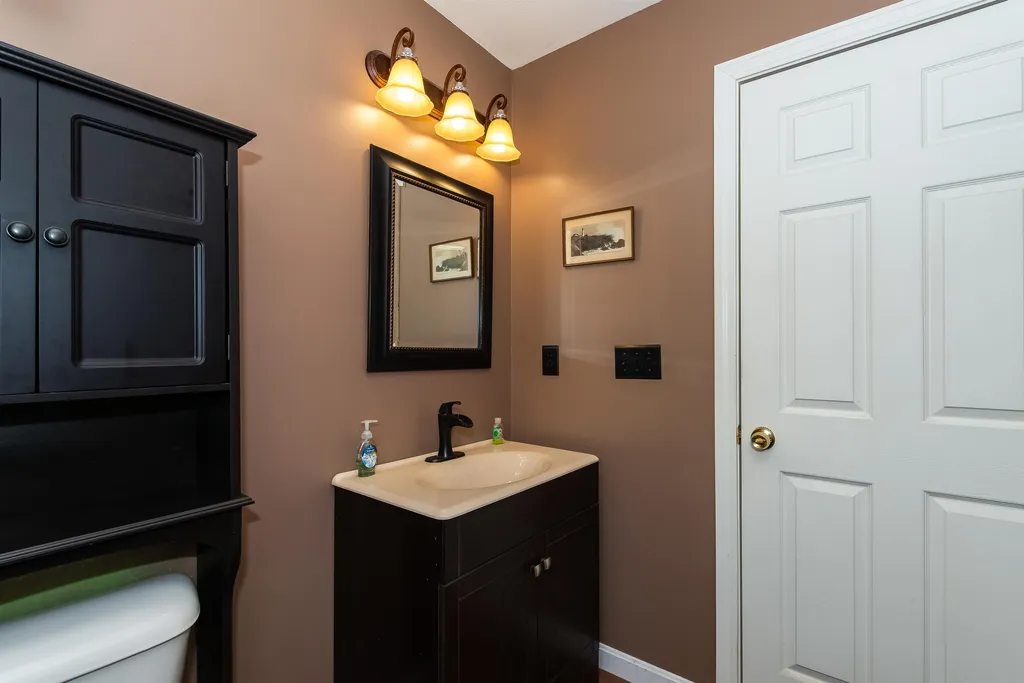 22 Shepherd Road Farmington NH 03835