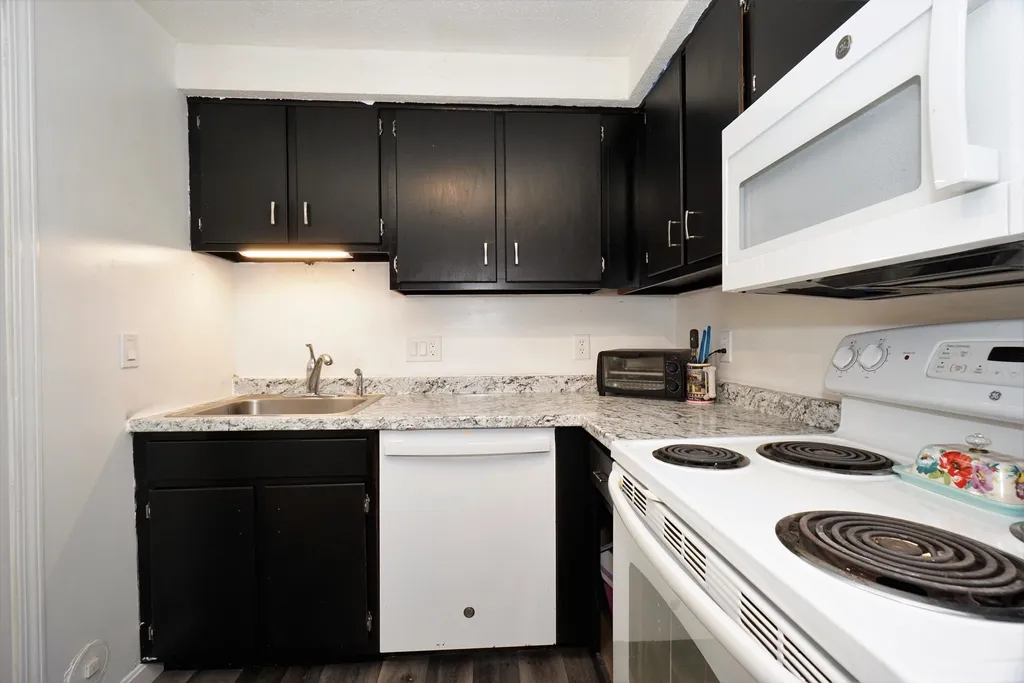 87a East Ridge Road Merrimack NH 03054