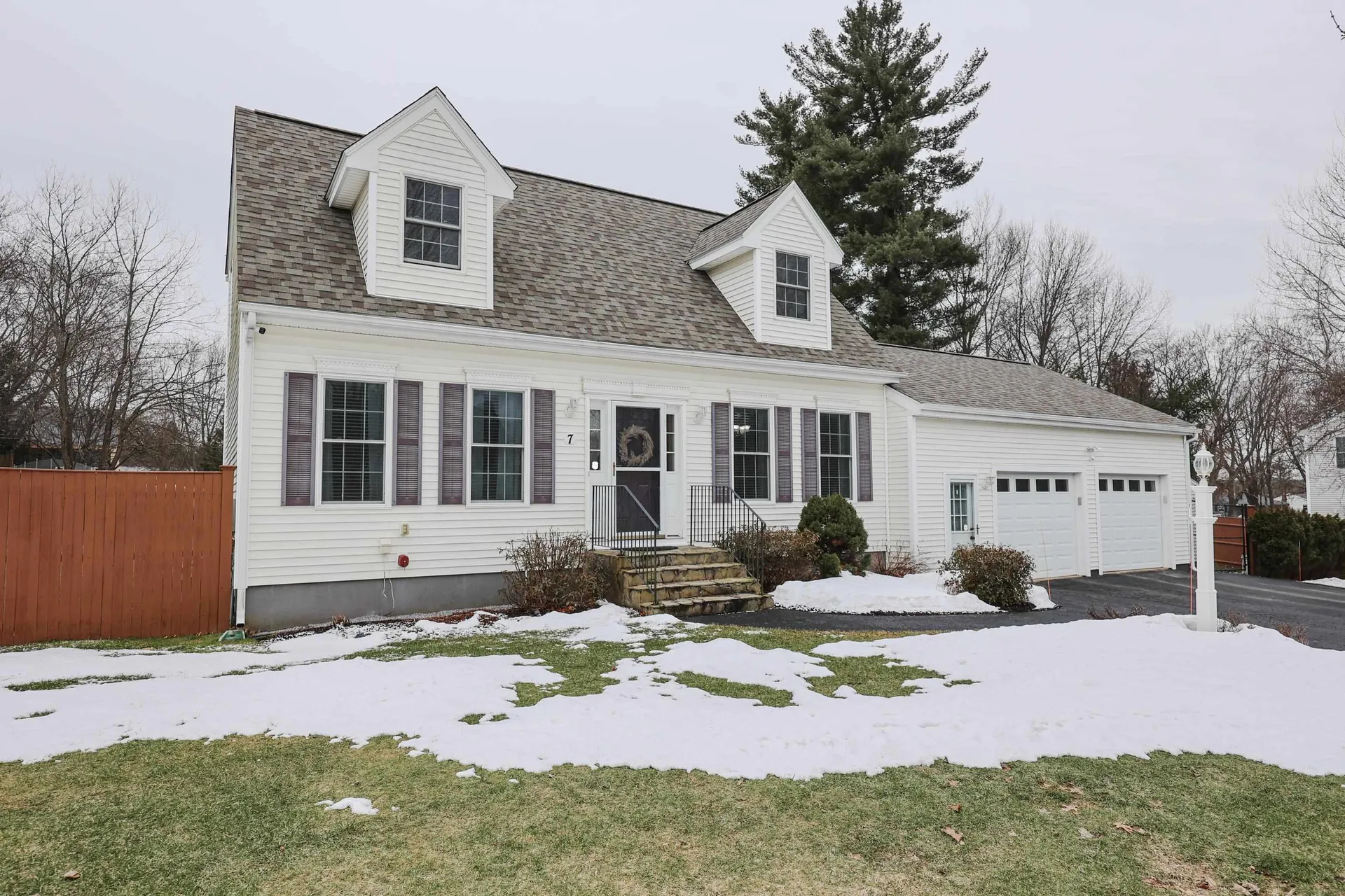 7 Peaslee Drive Pembroke NH 03275