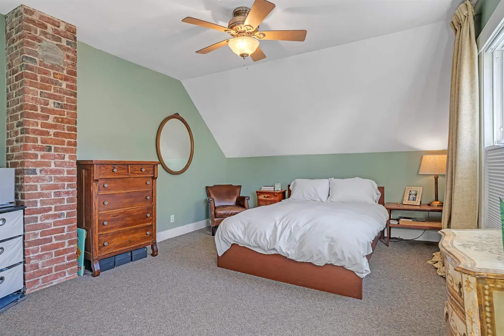 5 Blacksmith Street Lebanon NH 03766