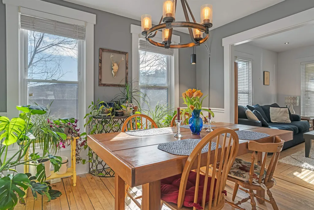 5 Blacksmith Street Lebanon NH 03766