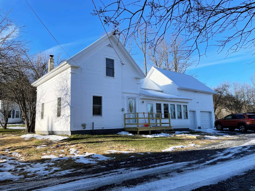 106 New Street Albany VT 05820