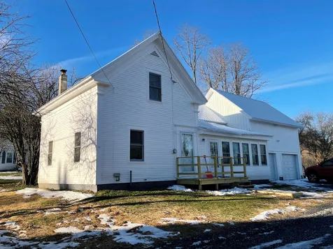 106 New Street Albany VT 05820