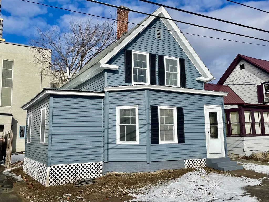5 Elkins Street Franklin NH 03235