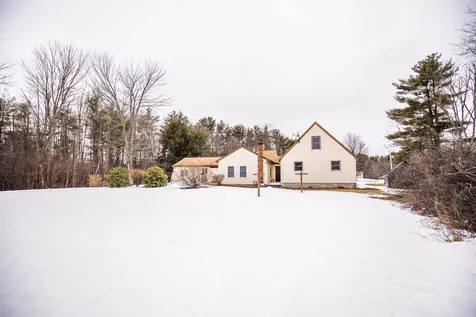 249 School Street Tilton NH 03276