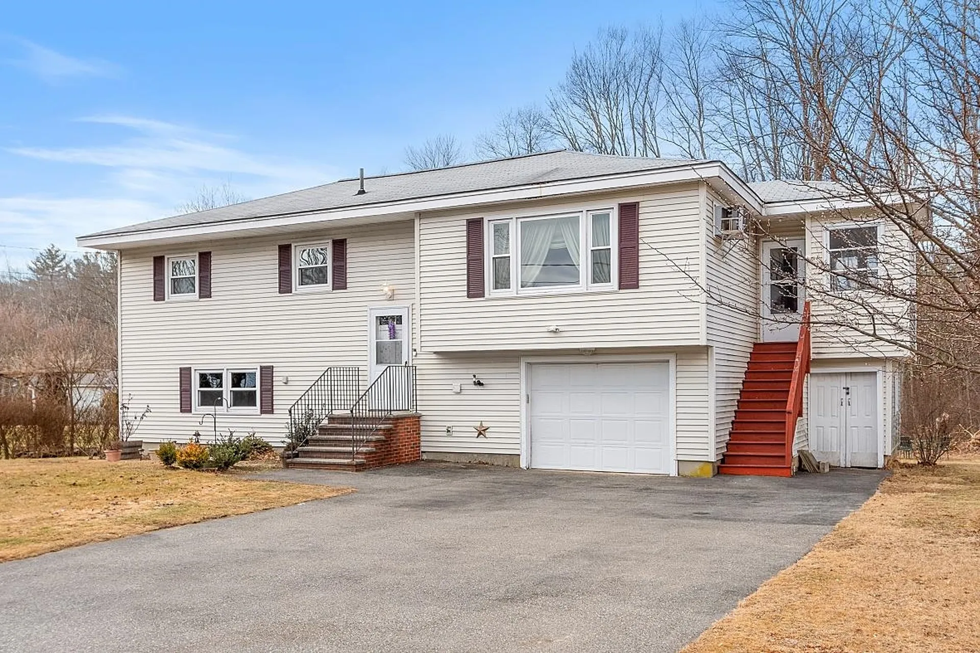 24 Marsh Avenue Salem NH 03079