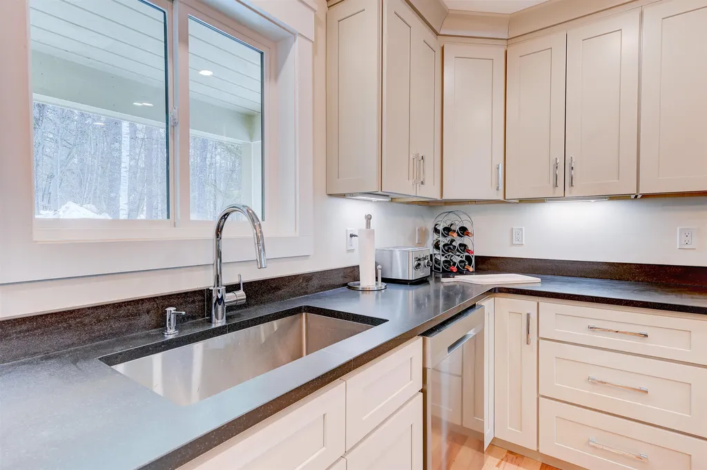 211 Vista View Road Conway NH 03860