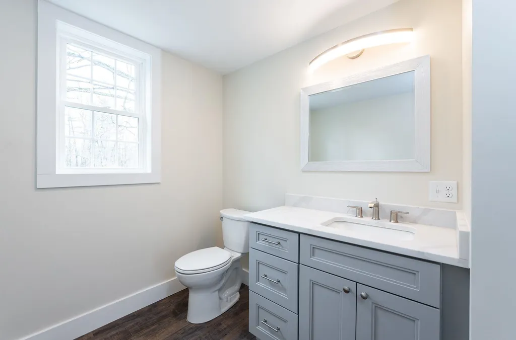279 Packers Fall Road Durham NH 03824