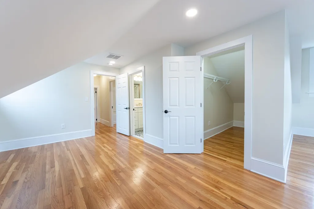 279 Packers Fall Road Durham NH 03824