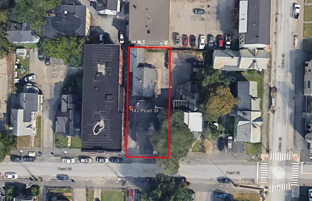 142 Pearl Street Manchester NH 03104