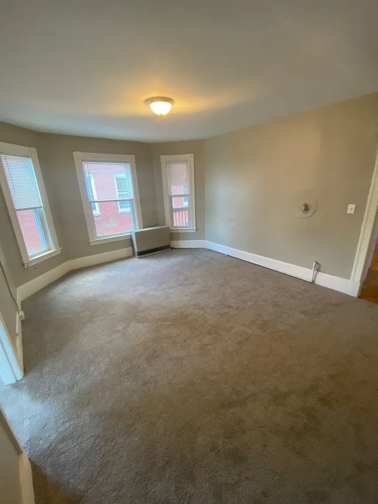 142 Pearl Street Manchester NH 03104