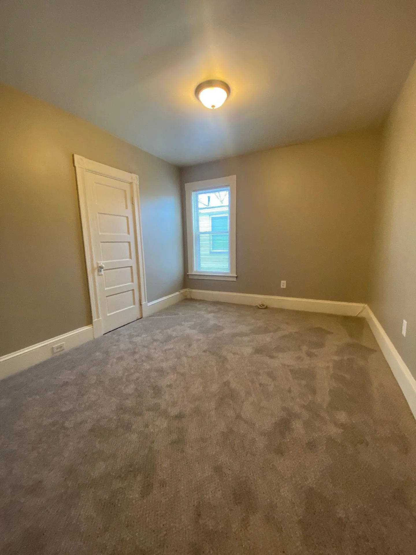 142 Pearl Street Manchester NH 03104
