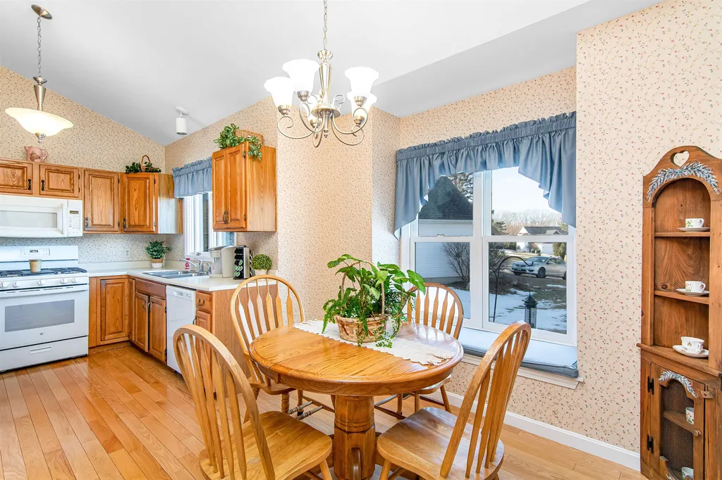 23 Walnut Lane Essex Junction VT 05452