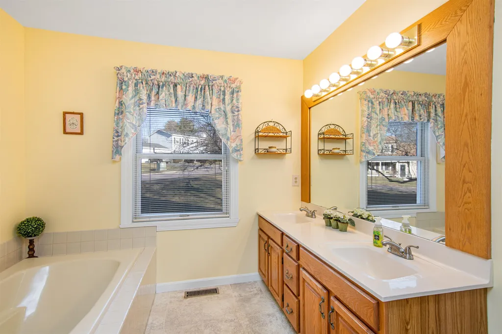 23 Walnut Lane Essex Junction VT 05452