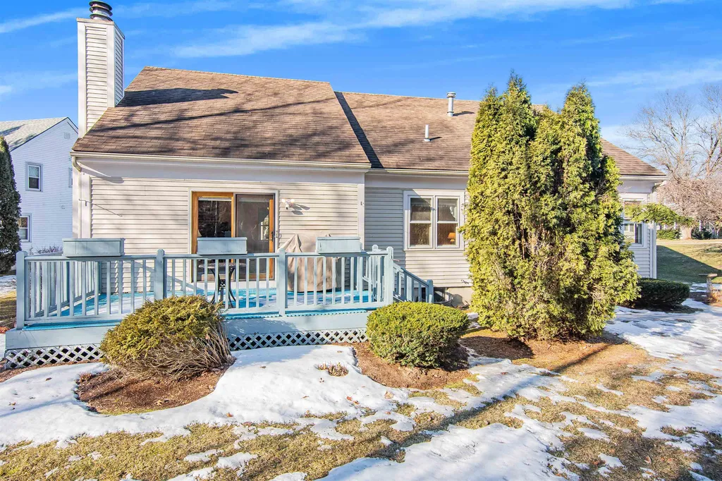 23 Walnut Lane Essex Junction VT 05452