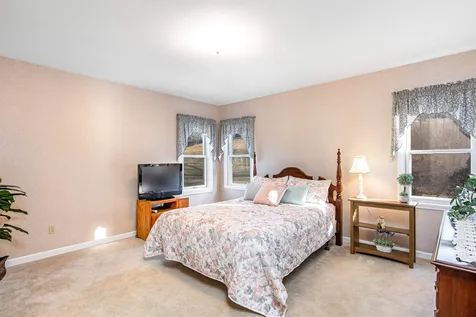 23 Walnut Lane Essex Junction VT 05452