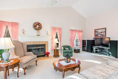 23 Walnut Lane Essex Junction VT 05452