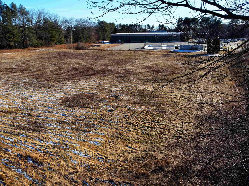 321 West River Road Hooksett NH 03106