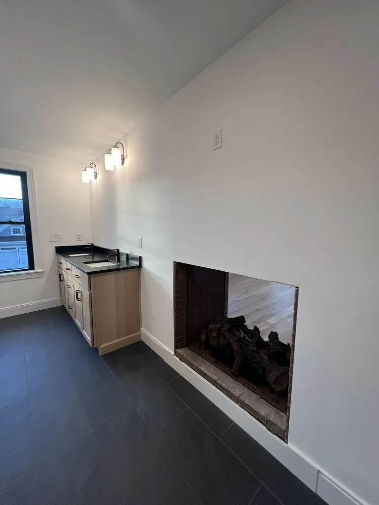118 Sage Lane Portsmouth NH 03801