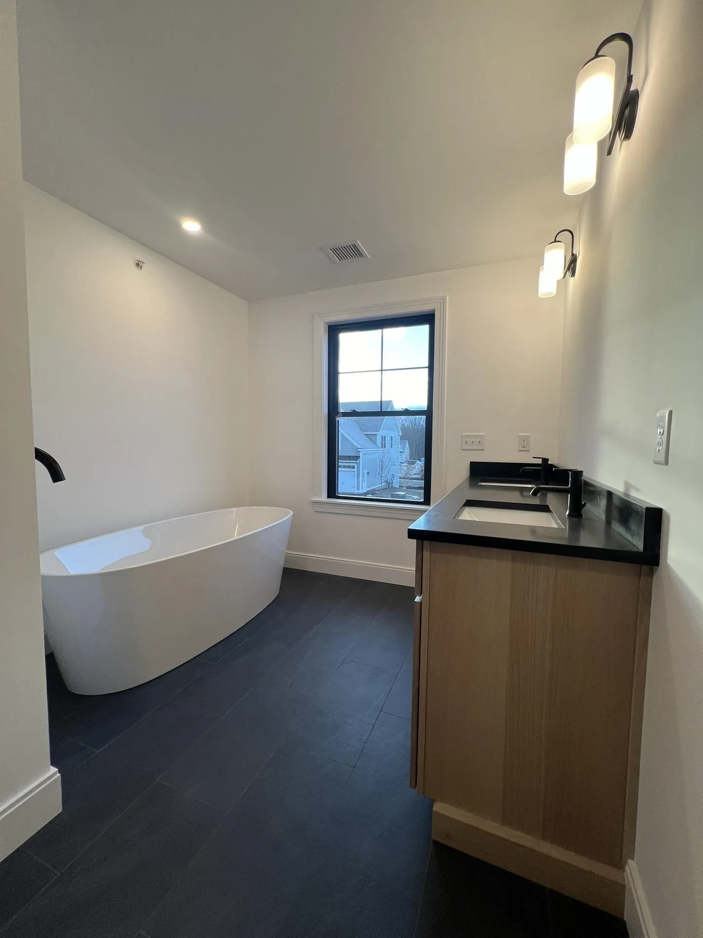 118 Sage Lane Portsmouth NH 03801
