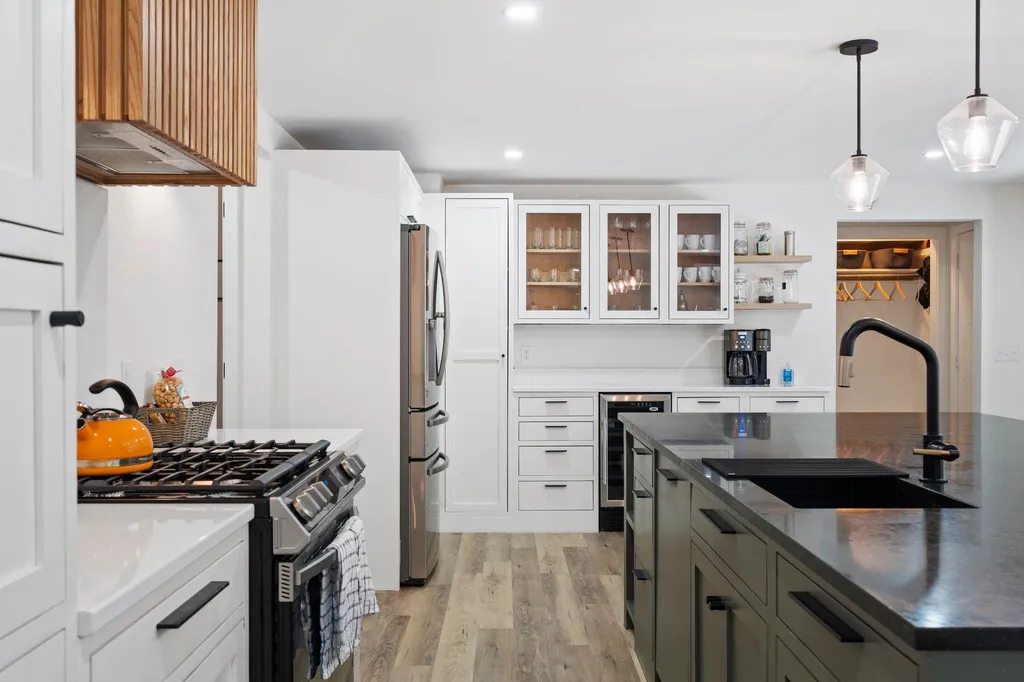 65 Anderson Pond Road Grantham NH 03753