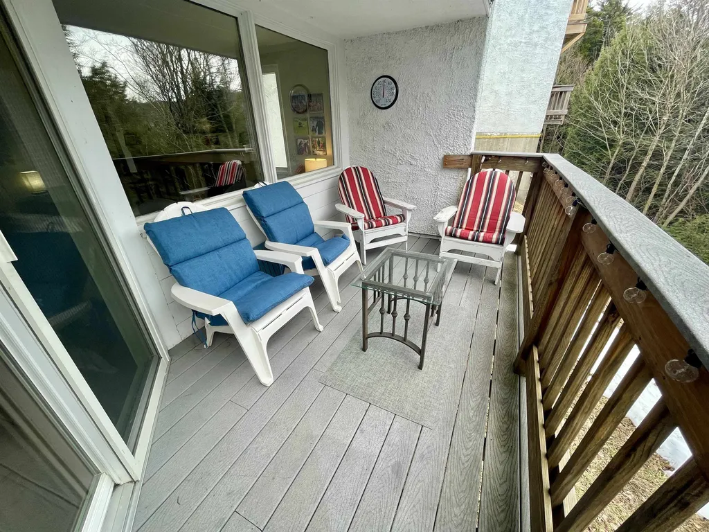 102 Upper Phase Road Warren VT 05674
