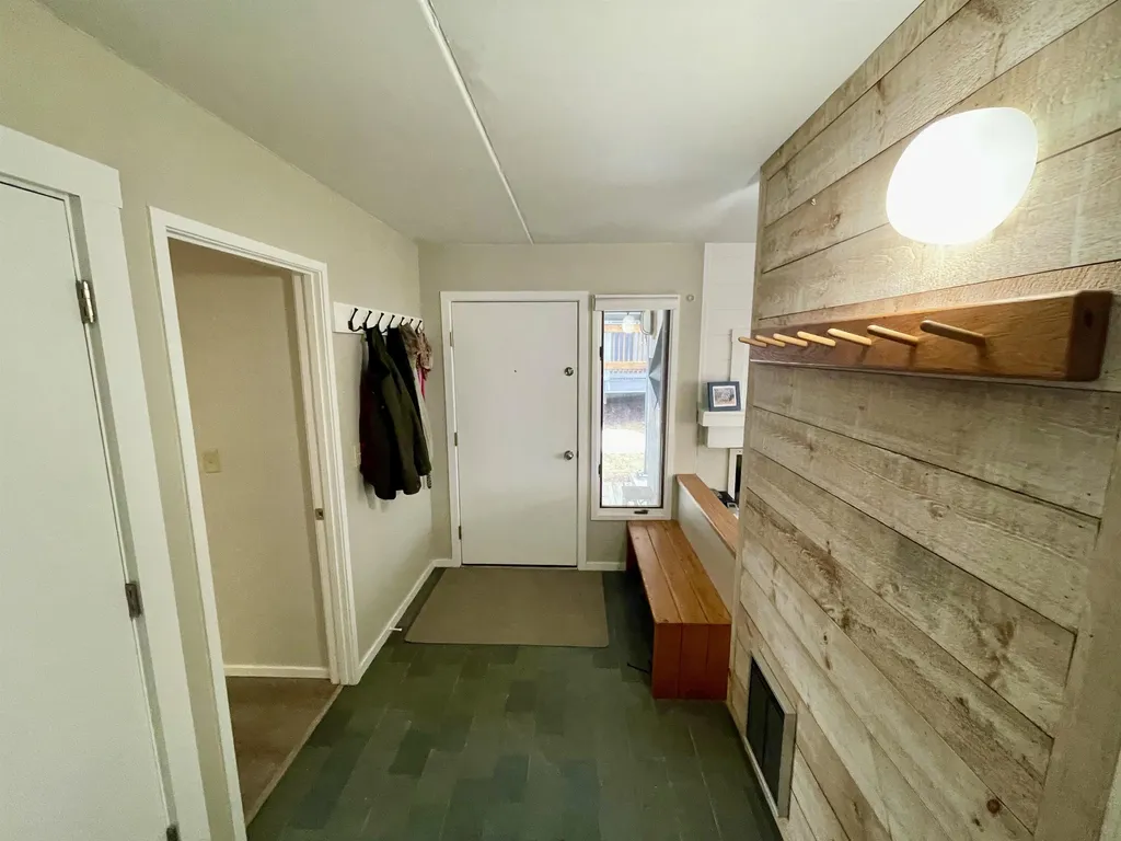 102 Upper Phase Road Warren VT 05674