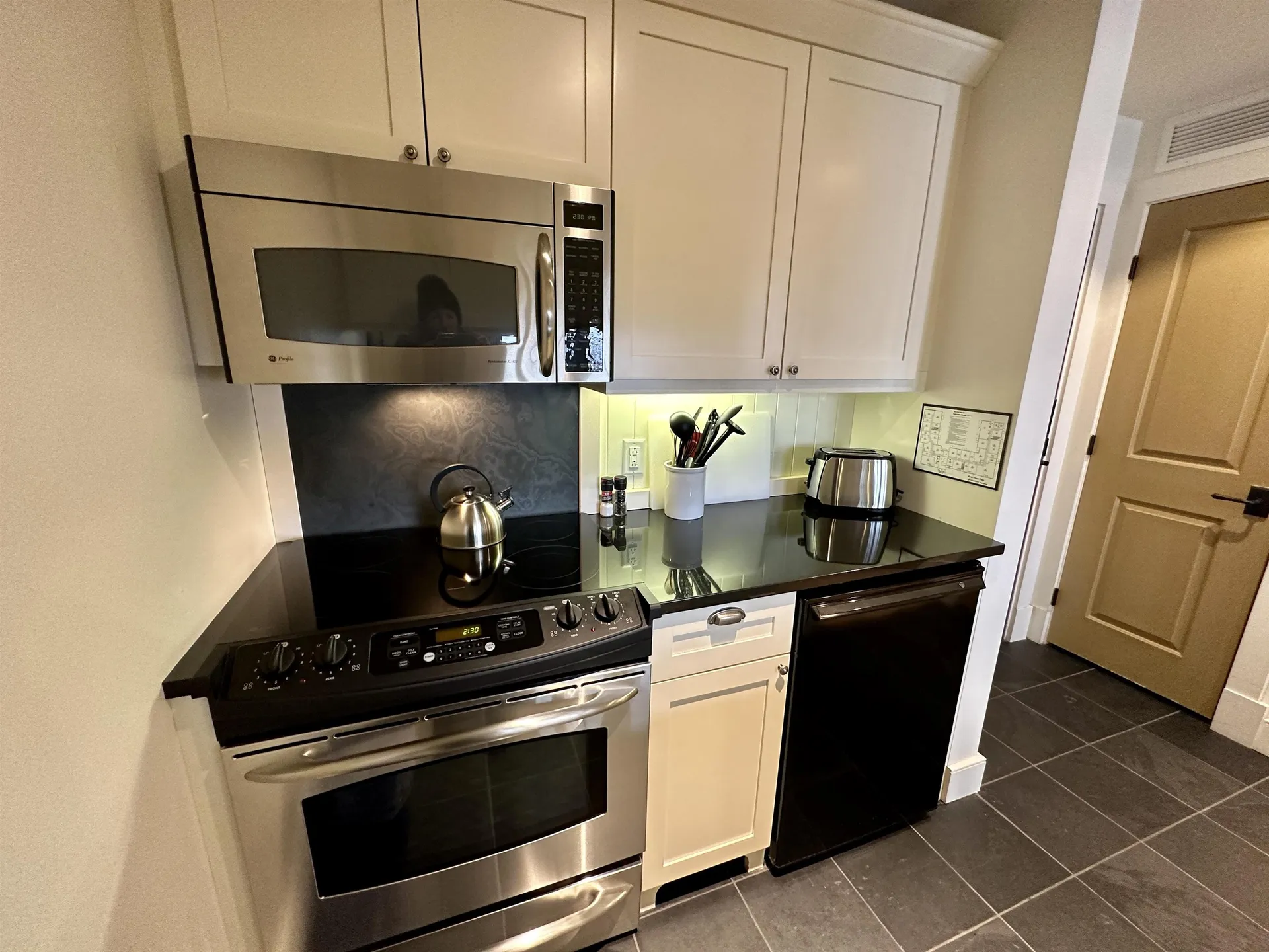 102 Forest 120/ii Drive Warren VT 05674