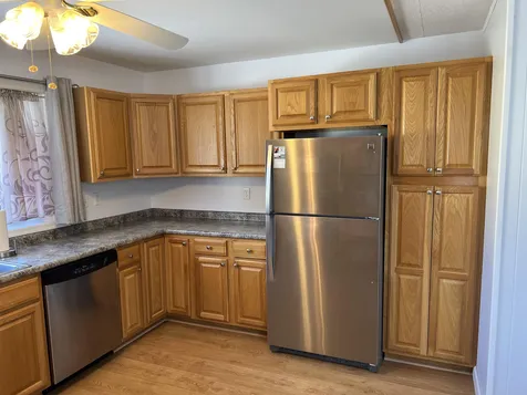 11 Circlefield Drive Nashua NH 03062