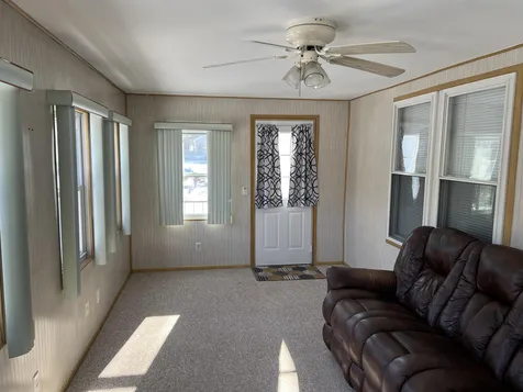11 Circlefield Drive Nashua NH 03062