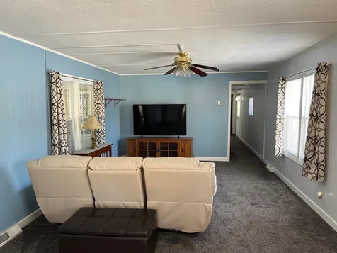 11 Circlefield Drive Nashua NH 03062