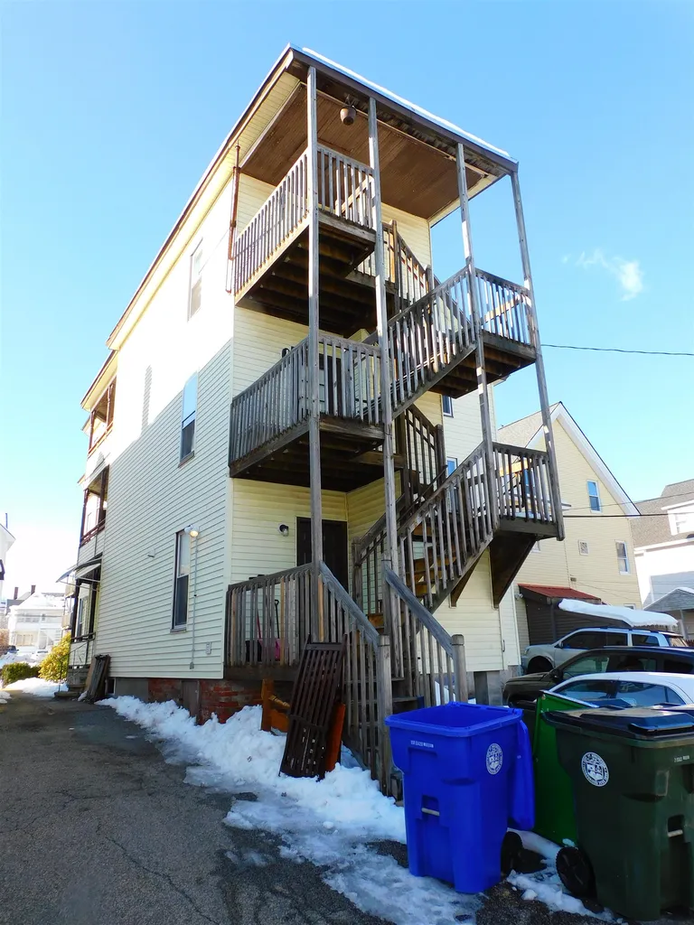 309 Dubuque Street Manchester NH 03102