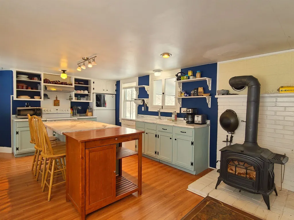 52 Main Street Milton VT 05468