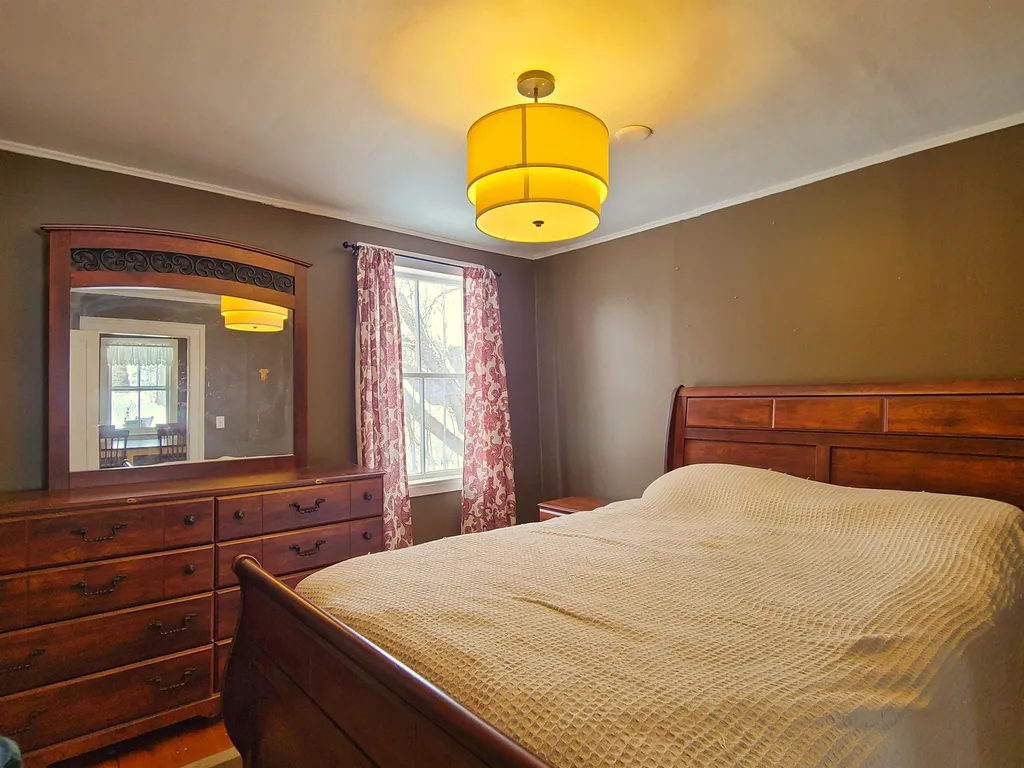 52 Main Street Milton VT 05468