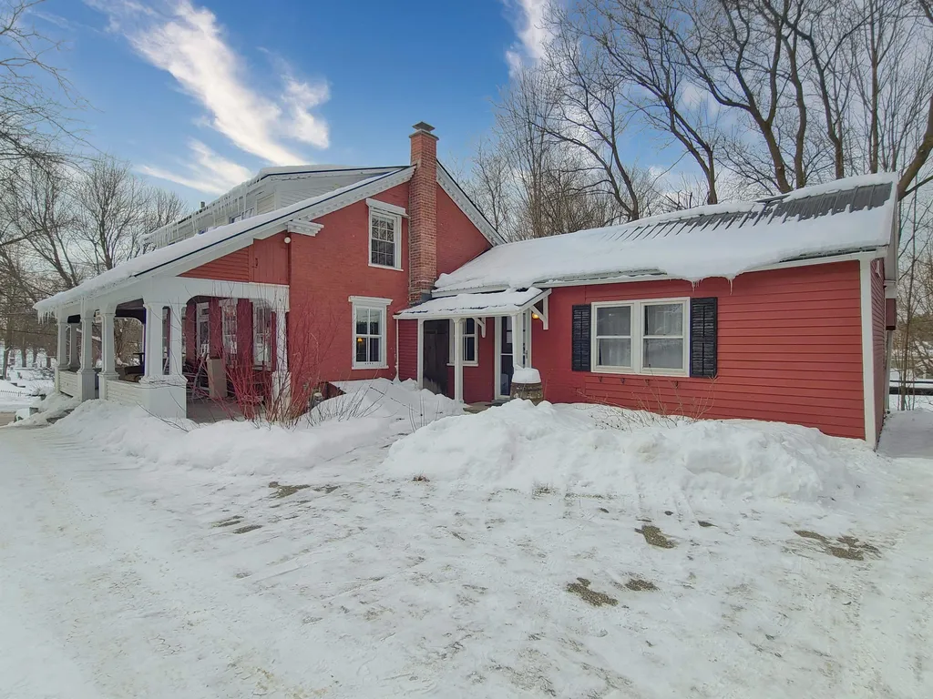 52 Main Street Milton VT 05468
